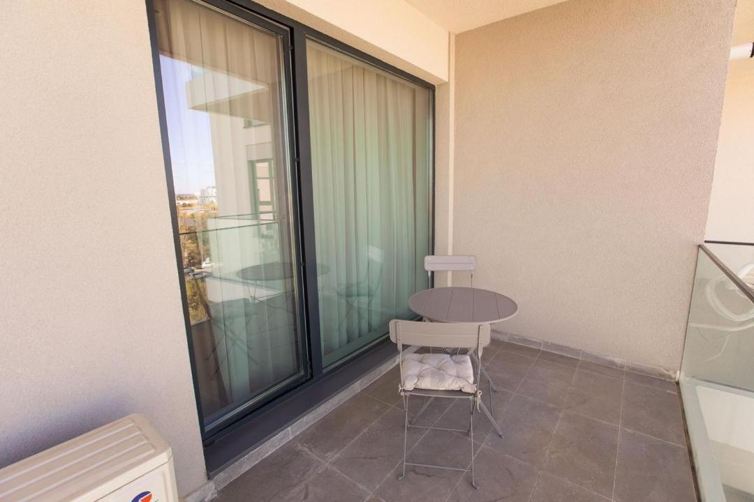 Escapism - Premium 1Br Apartment With Parking 부쿠레슈티 외부 사진